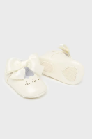 foto черевики для немовля mayoral newborn колір срібний