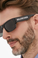 foto сонцезахисні окуляри balenciaga чоловічі колір коричневий